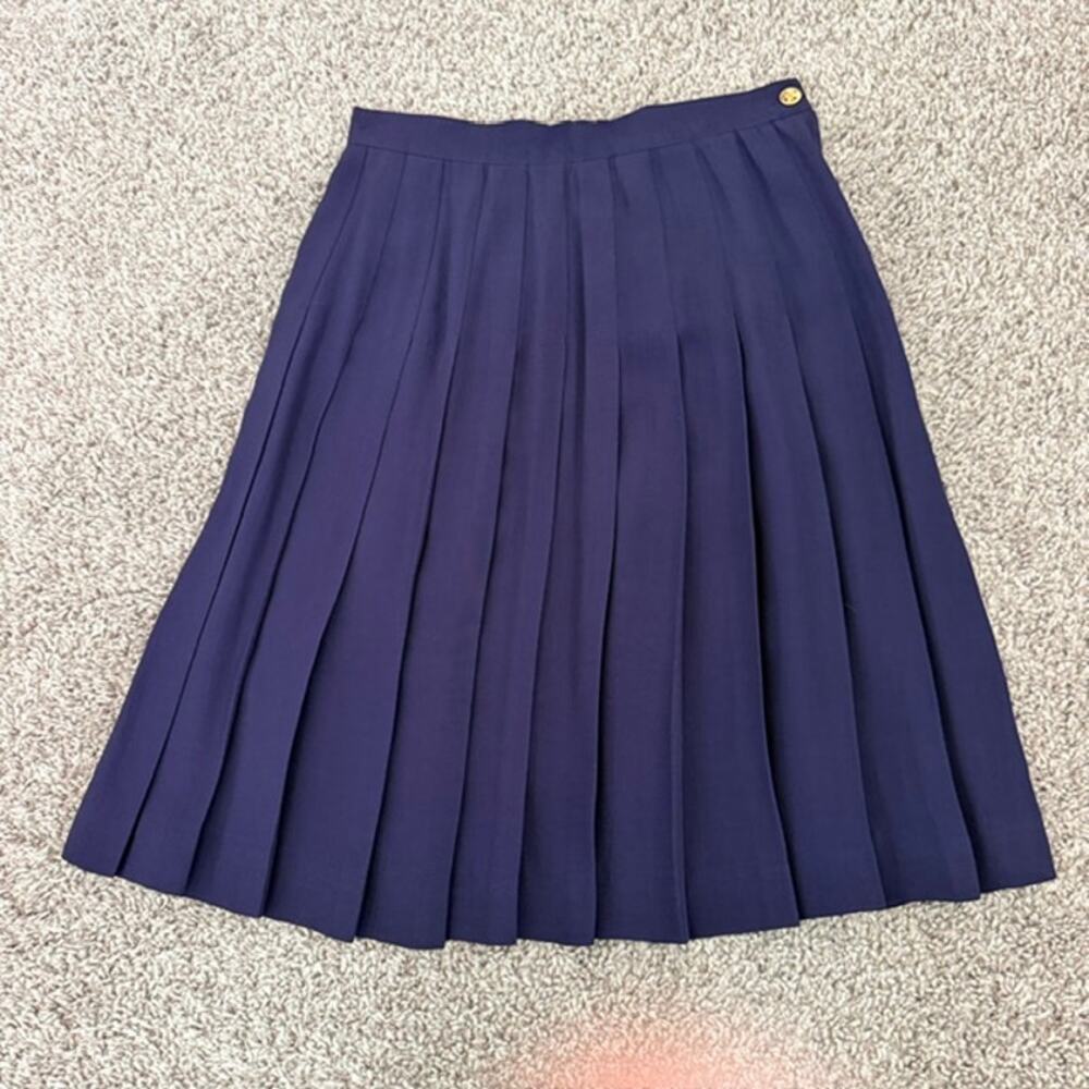 Casual Corner Women's 4 Navy Blue Pleated Skirt Side Zip Vintage Staple Classic